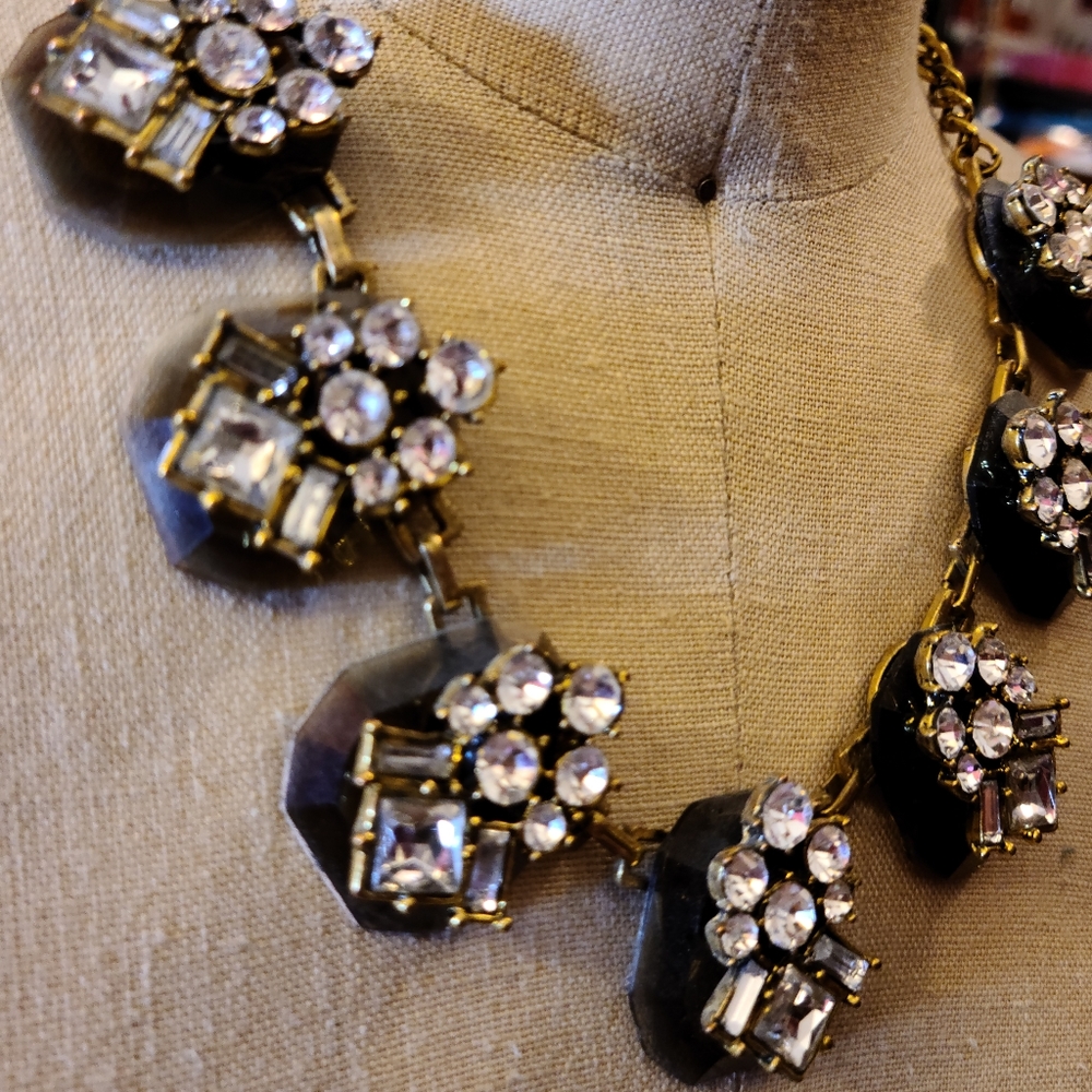 Art Deco inspired Rhinestone Necklace - Picture 2 of 3